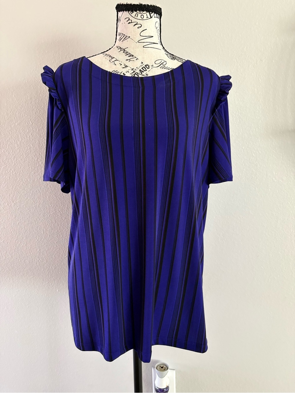 Liz Claiborne Purple and Black Striped Short Sleeve Top